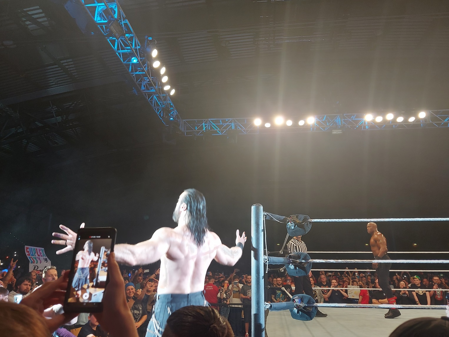 Wrestling: WWE Live in Leipzig 03.05.2022