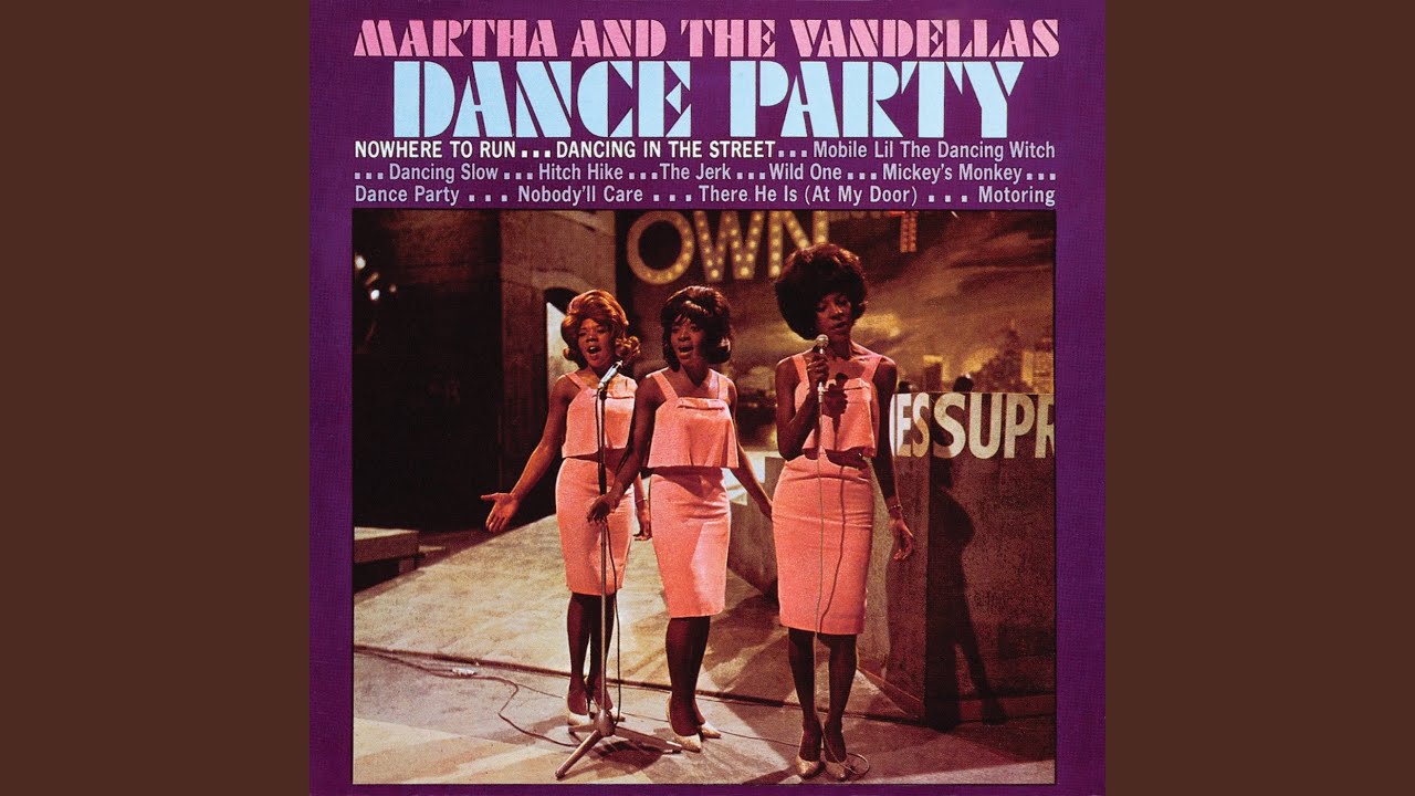 Dancing in the Street - Martha Reeves and The Vandellas