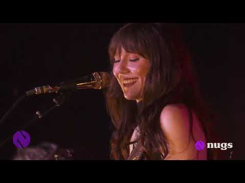  Molly Tuttle - 09/25/25 - "Everything Burns" 